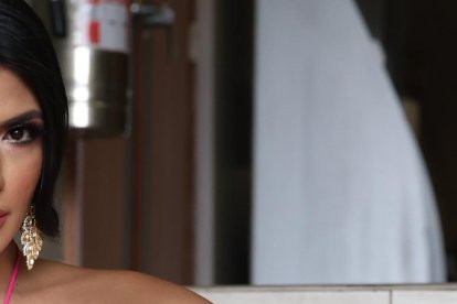 Conny Garcés en su visita por las instalaciones de Diario Extra.