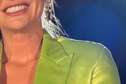 Cinthya Coppiano es una actriz y presentadora ecuatoriana.