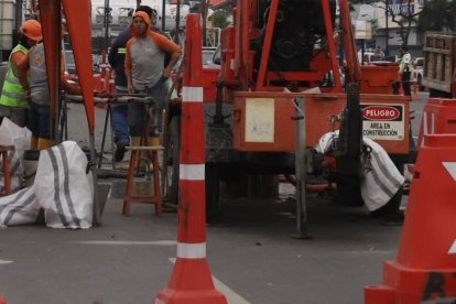 Los profesionales piden que en las obras que se realizan en las vías exista seguridad para evitar peligros.