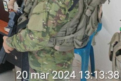 Según el informe oficial, el extranjero habría estado amenazando a unos comerciantes.