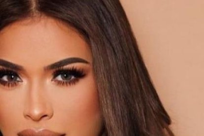 Selena Meza es una animadora, cantante e influencer ecuatoriana.