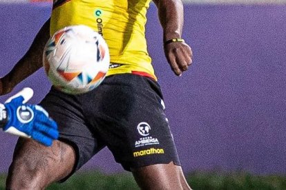 Barcelona doblegó a Cobresal en Chile.