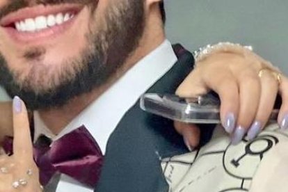 Emiliana Valdez y Carlos Scavone se encargan de la animación del reality.