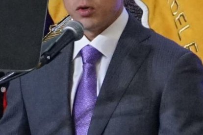 Daniel Noboa, Presidente de Ecuador, durante la apertura de las votaciones del 21 de abril de 2024.
