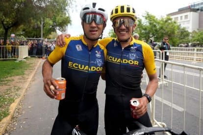 Jhonatan Narváez y Richard Carapaz.