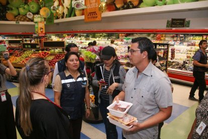 En uno de los establecimientos, las bodegas de frío no cumplían con los requisitos de higiene.