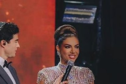 Danilo Carrera es un actor y presentador ecuatoriano.