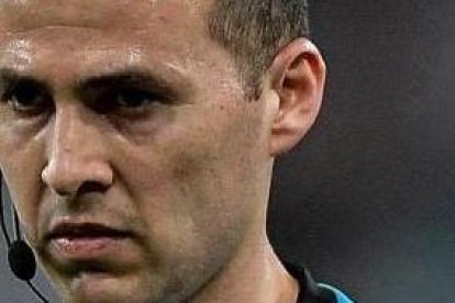 Andrés Matonte será el árbitro de Ecuador vs Argentina.