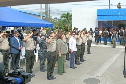 El presidente Daniel Noboa asistió a la presentación del nuevo armamento.