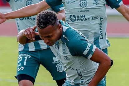 >Técnico Universitario ganó en las dos primeras fechas de la segunda etapa del torneo