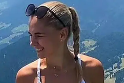 La gimnasta de 23 años intentó una acrobacia al pie de una acantilado y cayó desde una altura de 80 metros.