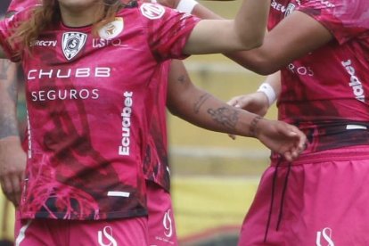 Dragonas llegó, gusto y ganó en el Monumental.