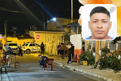 Agentes de la Policía recogieron indicios dentro y fuera de la vivienda donde asesinaron a Jaime Enrique Chalén Solórzano.