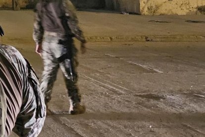 Varios bombardeos y un coche bomba fue detonado en el puerto de Machala.