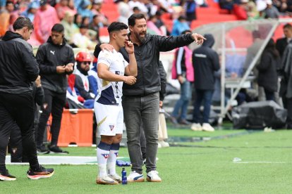 Liga de Quito recibe a Orense.