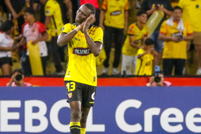 Janner Corozo es una de las carta de gol que tiene Barcelona para enfrentar a Corinthians en Brasil