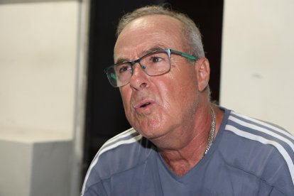 El técnico Jorge Célico criticó a un sector de la prensa deportiva por sus señalamientos a jugadores de Emelec