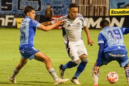 l 1-1 ante Macará, fue el tercer empate consecutivo de un Emelec que permanece en la zona comprometida con el descenso, en el puesto 14°.
