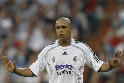 Roberto Carlos fue un destacado lateral izquierdo de la selección brasileña de fútbol.