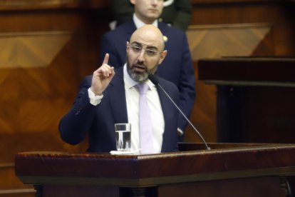 Mario Godoy compareció ante el Pleno de la Asamblea el 5 de enero de 2026.