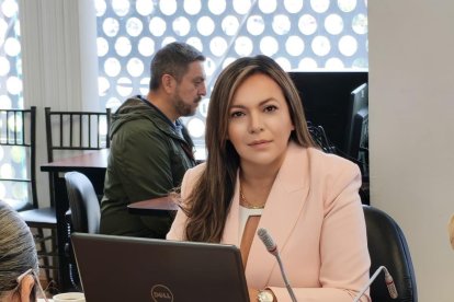 Ledy Zúñiga ha sido cuestionada por políticos.