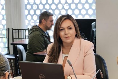 Ledy Zúñiga ha sido cuestionada por políticos.