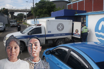 Los jóvenes se movilizaban en motocicleta por el puente de la vía Perimetral cuando salieron proyectados. Sus cuerpos fueron trasladados en el carro de Medicina Legal.