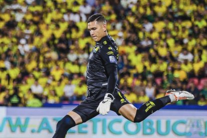 Aldair Quintana podría llegar a Independiente del Valle tras quedar fuera de Sudamericana.