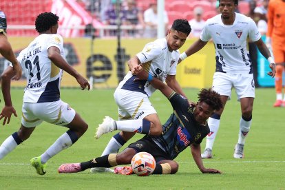 Liga de Quito recibirá a Manta en el estadio Rodrigo Paz Delgado.