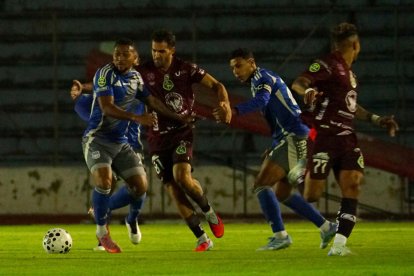 Emelec perdió 2-0 ante Mushuc Runa en La Cocha.