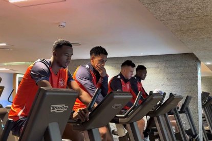 Willian Pacho trabajando en la Selección de Ecuador.