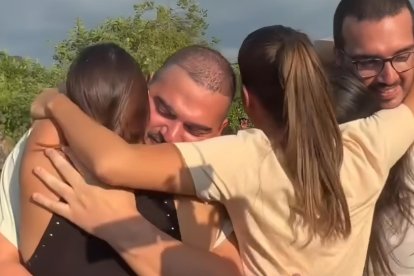 Los hermanos de Aquiles Álvarez salieron de la Cárcel del Encuentro la tarde del jueves 2 de abril de 2026.