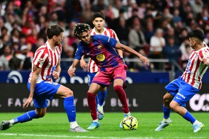 FC Barcelona recibe a Atlético de Madrid en la id de la Champions League.