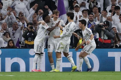 Real Madrid busca acercarse al FC Barcelona, el líder de LaLiga 2025-26.