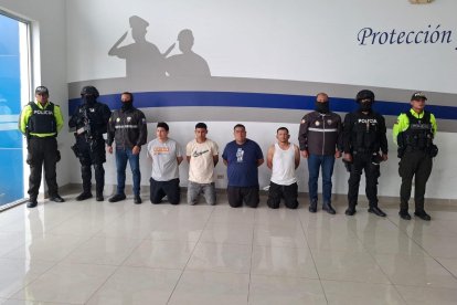 Algunos de los sospechosos registran antecedentes penales.