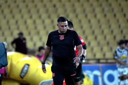 César Farías ha utilizado 10 defensas en los primeros 10 partidos de LigaPro.