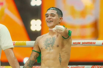 El peleador cuencano Martín Parra destaca en One Championship.