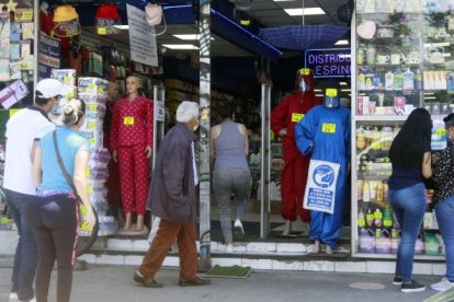 La reactivación económica será paulatina, conforme se vaya controlando la propagación del coronavirus.