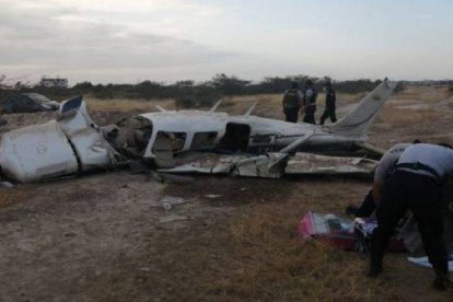 Imagen de la avioneta accidentada en Tumbes, Perú.