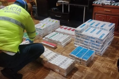 Los agentes decomisaron el producto que tenía como destino las calles de Quito.