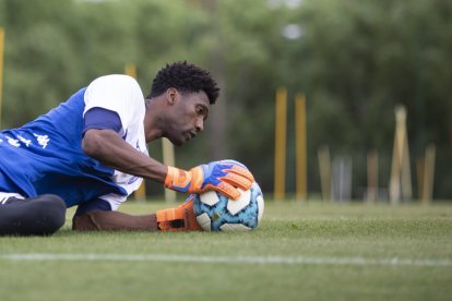 Alexander Domínguez trabaja a full en Argentina para el reinicio del torneo argentino.