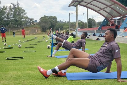 La plantilla realizó su tercer día de trabajo físico en el complejo del club.