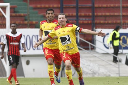 Gustavo Figueroa sigue siendo un goleador en Aucas, desde el banquillo técnico.