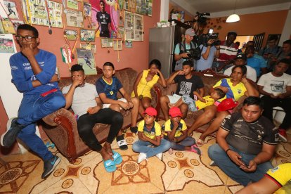 El partido ante Corea del Sur, los amigos y familia de Gonzalo Plata 

Agencia (ag-extra)