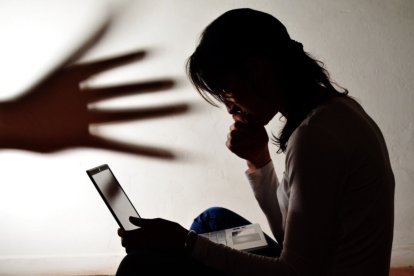 Los niños y adolescentes pueden ser víctimas de grooming si no hay un control adecuado al uso que tienen en Internet.