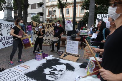 Se realizó un plantón para exigir justicia por las menores de edad asesinadas.