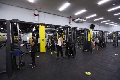 Los gimnasios se adecuaron para recibir a una cantidad limitada de clientes.
