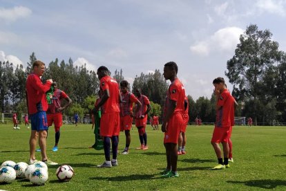 Darío Franco dirigió cuatro partidos con Olmedo de Riobamba. Decidió dar un paso al costado.