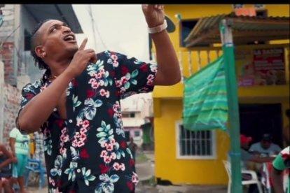 El cantante Maldito Brujo.