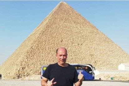 Gilson de Souza, ha estado laborando por muchos años como DT en Medio Oriente.